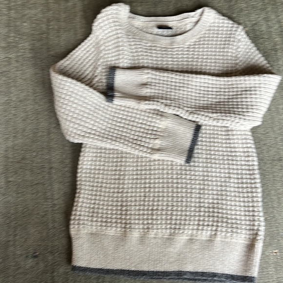 babyGap Sweater toddler Size 5 - Picture 2 of 12